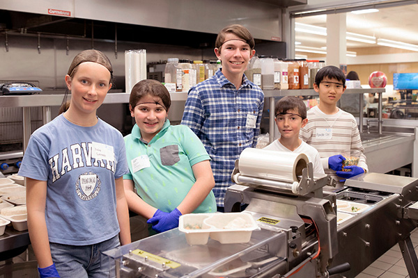JFS Mitzvah Project - Loonin Kitchen